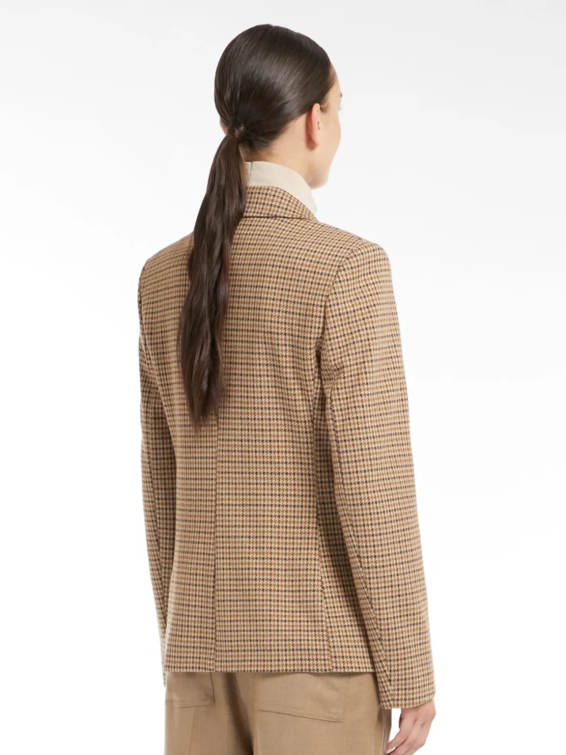 blazer_doppiopetto_in_jersey_jacquard_2-1.webp Best Blazer doppiopetto in jersey jacquard Giacche Eblazer