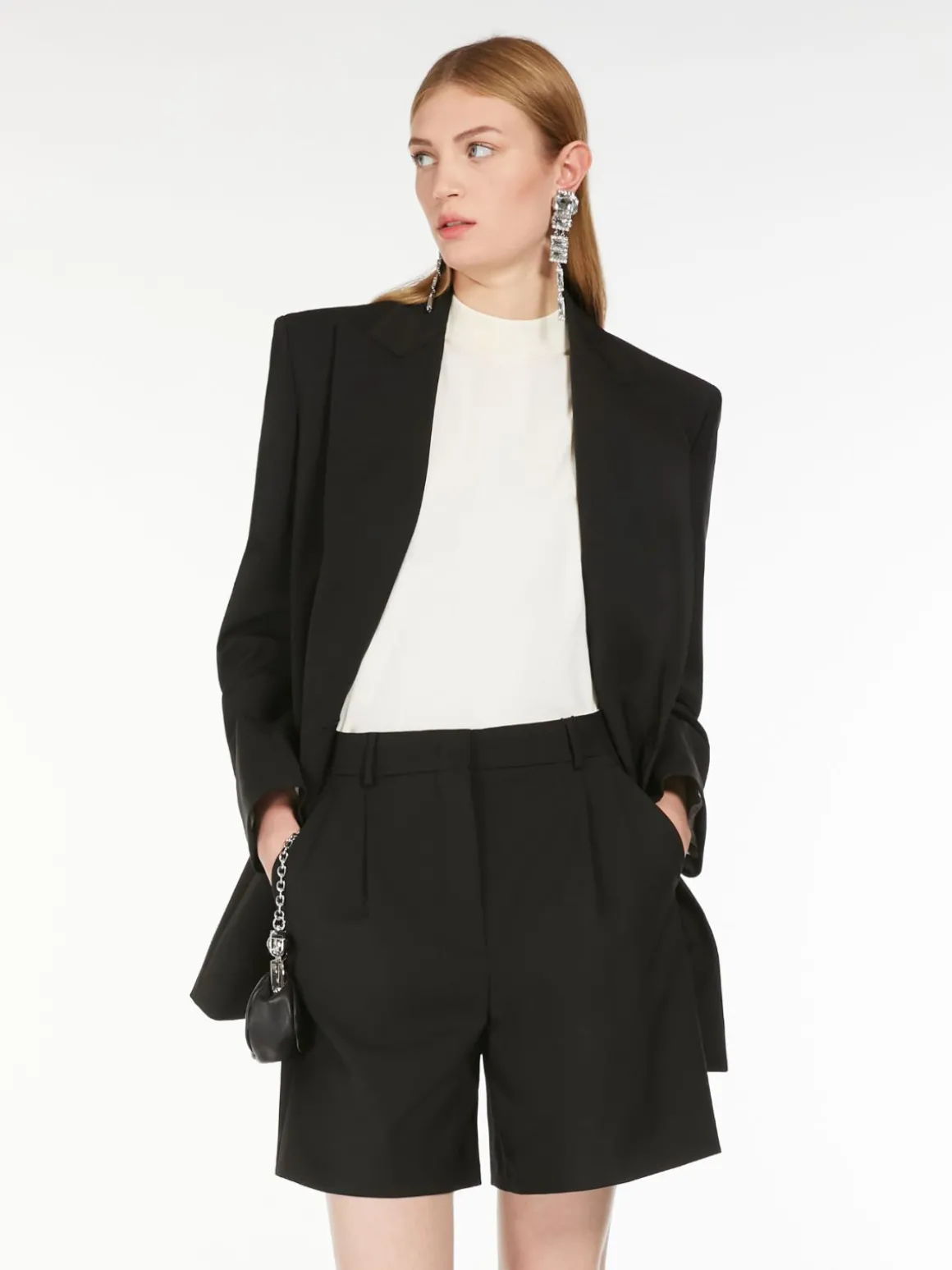 blazer_doppiopetto_in_tela_di_lana_3.webp Store Blazer doppiopetto in tela di lana Completie Tailleur | Giacche Eblazer