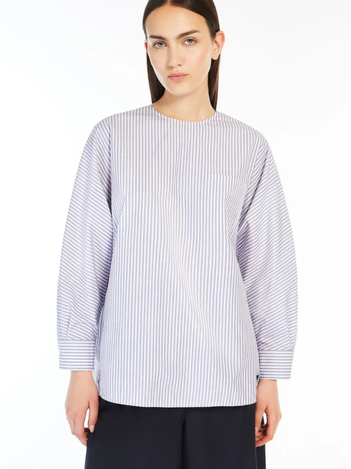 blusa_in_popeline_di_cotone_3-2.webp Shop sa in popeline di cotone Camicie E Bluse