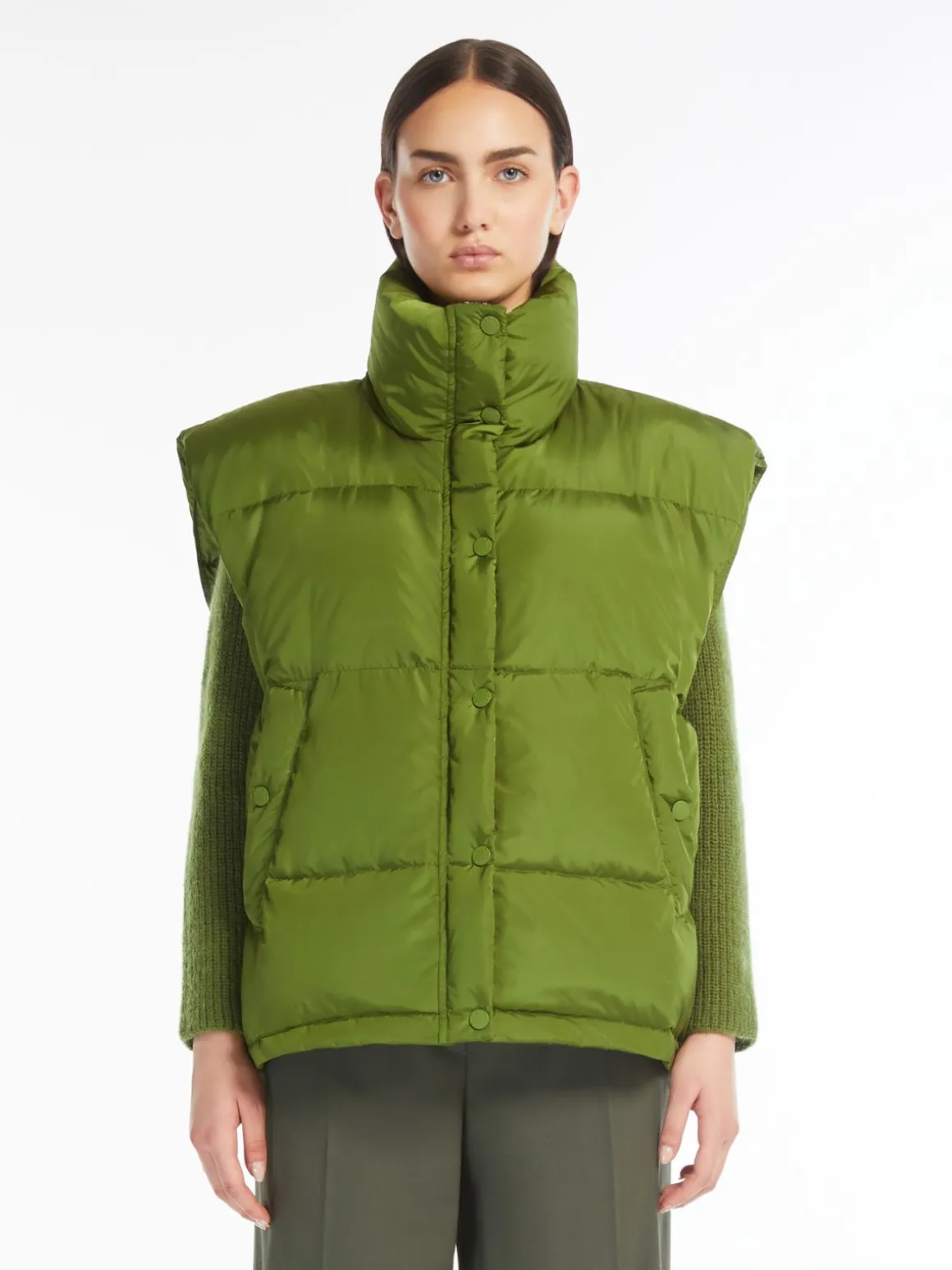 bomber_crop_in_taffet_antigoccia_5.webp Best Sale Bomber crop in taffetà antigoccia Imbottiti E Parka
