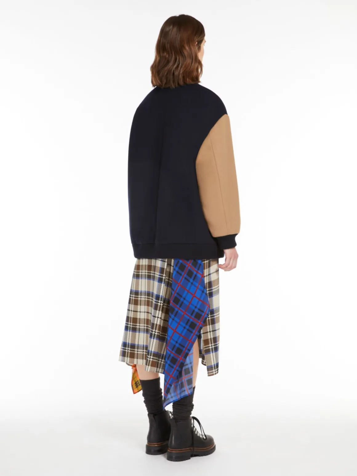 bomber_imbottito_in_lana_2-1.webp Sale Bomber imbottito in lana Imbottiti E Parka | Cappottietrench
