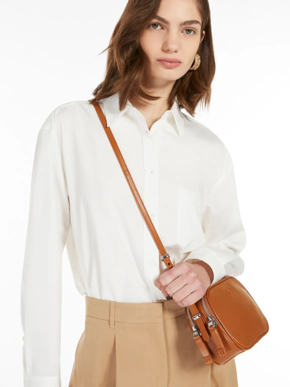 camicia_in_popeline_di_cotone_3-1.webp Best Sale Camicia in popeline di cotone Camicie E Bluse