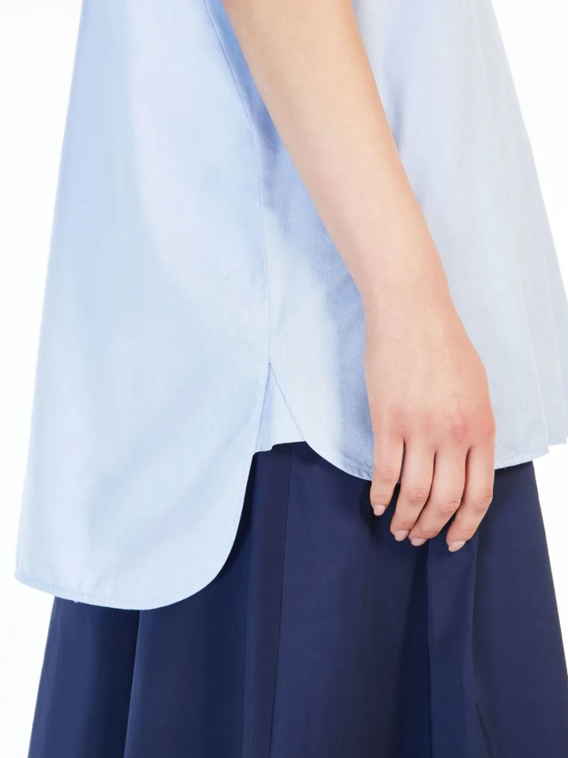 camicia_in_popeline_di_cotone_5.webp Clearance Camicia in popeline di cotone Camicie E Bluse