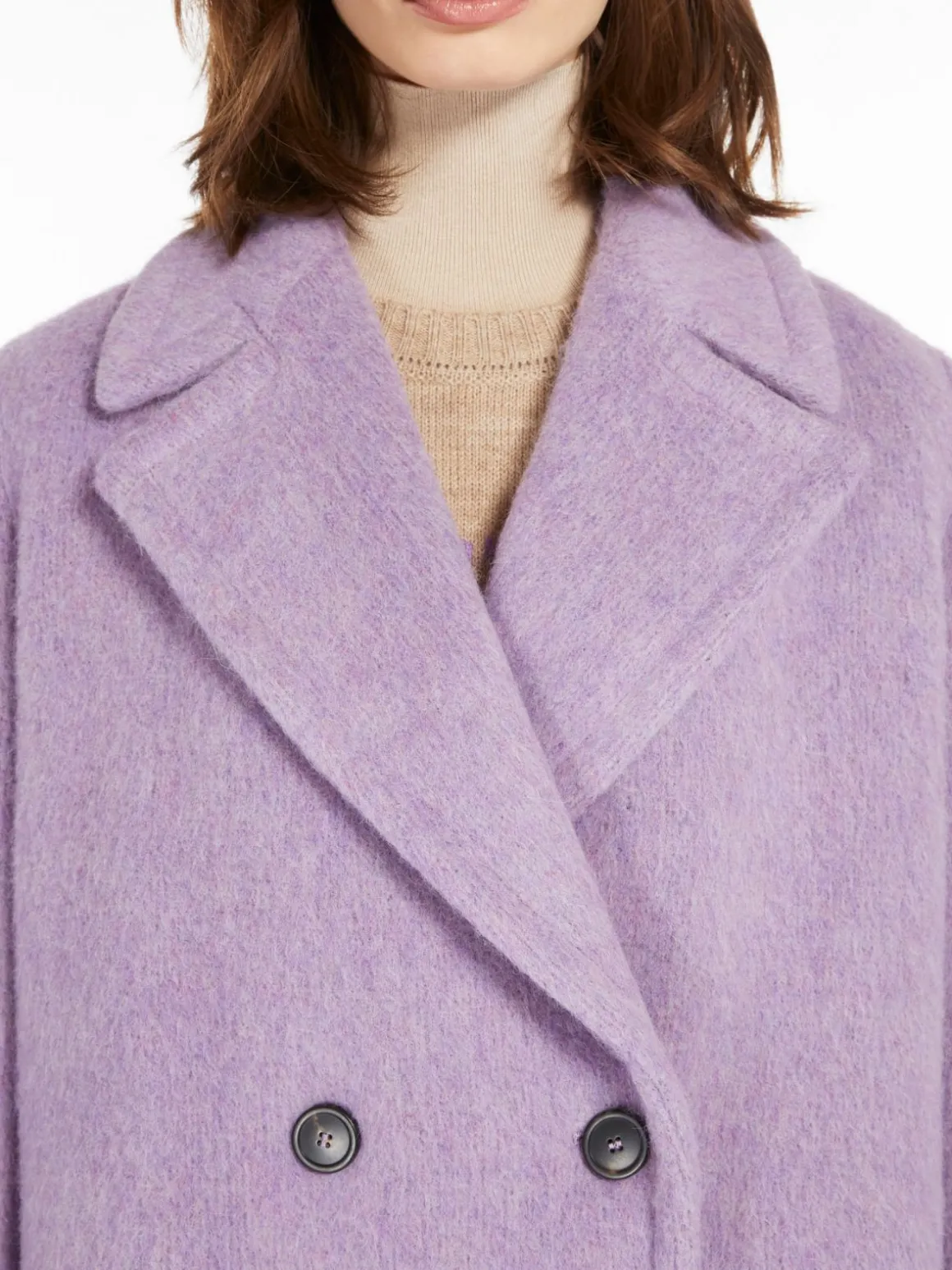 cappotto_doppiopetto_in_mista_lana_3.webp Outlet Cappotto doppiopetto in mista lana Cappottietrench
