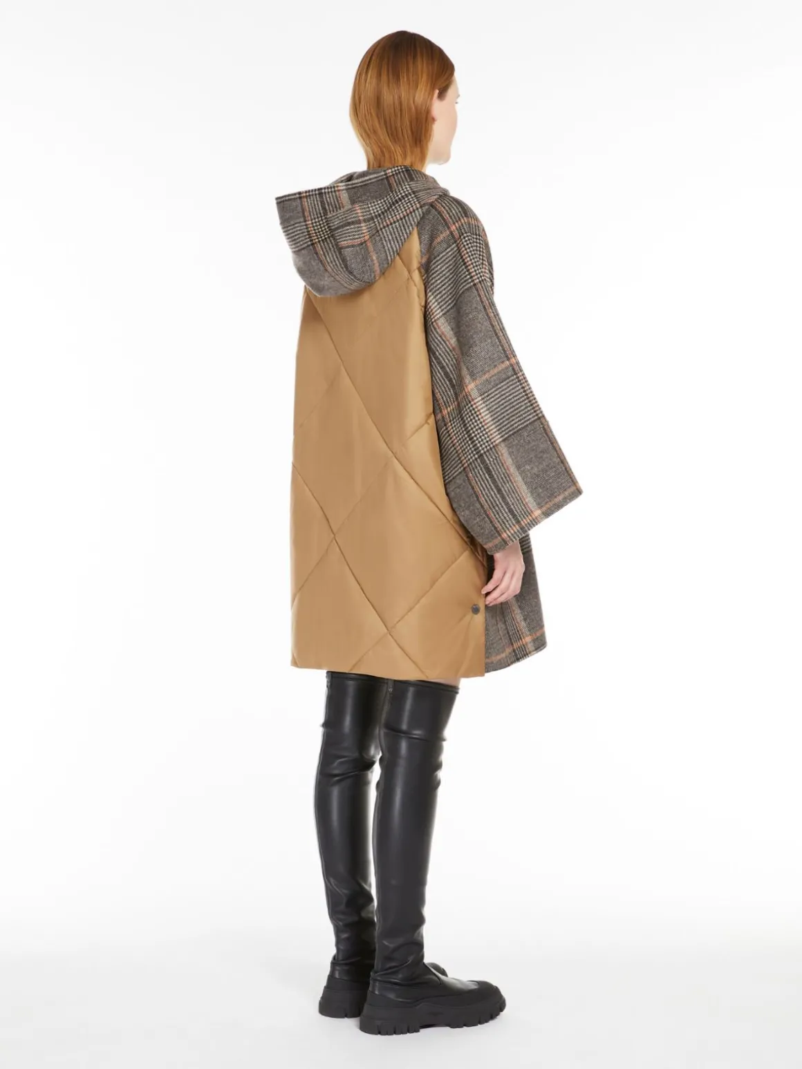 cappotto_in_lana_check_e_tela_antigoccia_2.webp Sale Cappotto in lana check e tela antigoccia Imbottiti E Parka