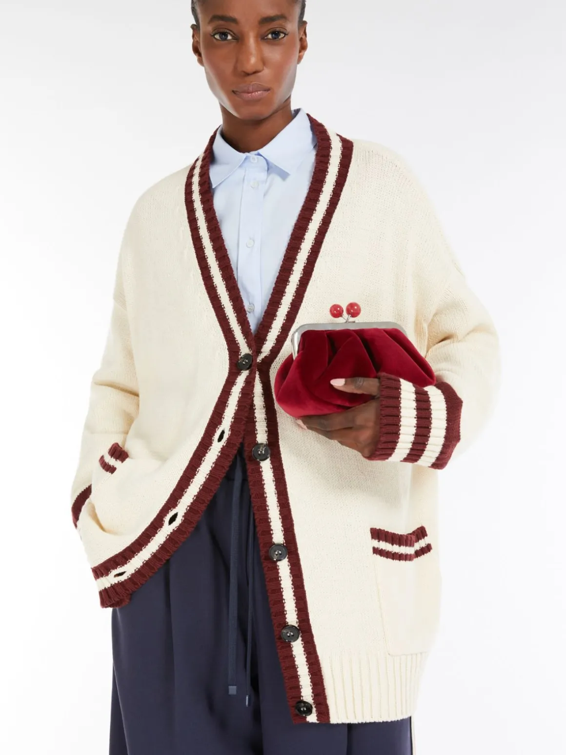 cardigan_in_filato_di_cotone_3.webp Best Cardigan in filato di cotone Maglie