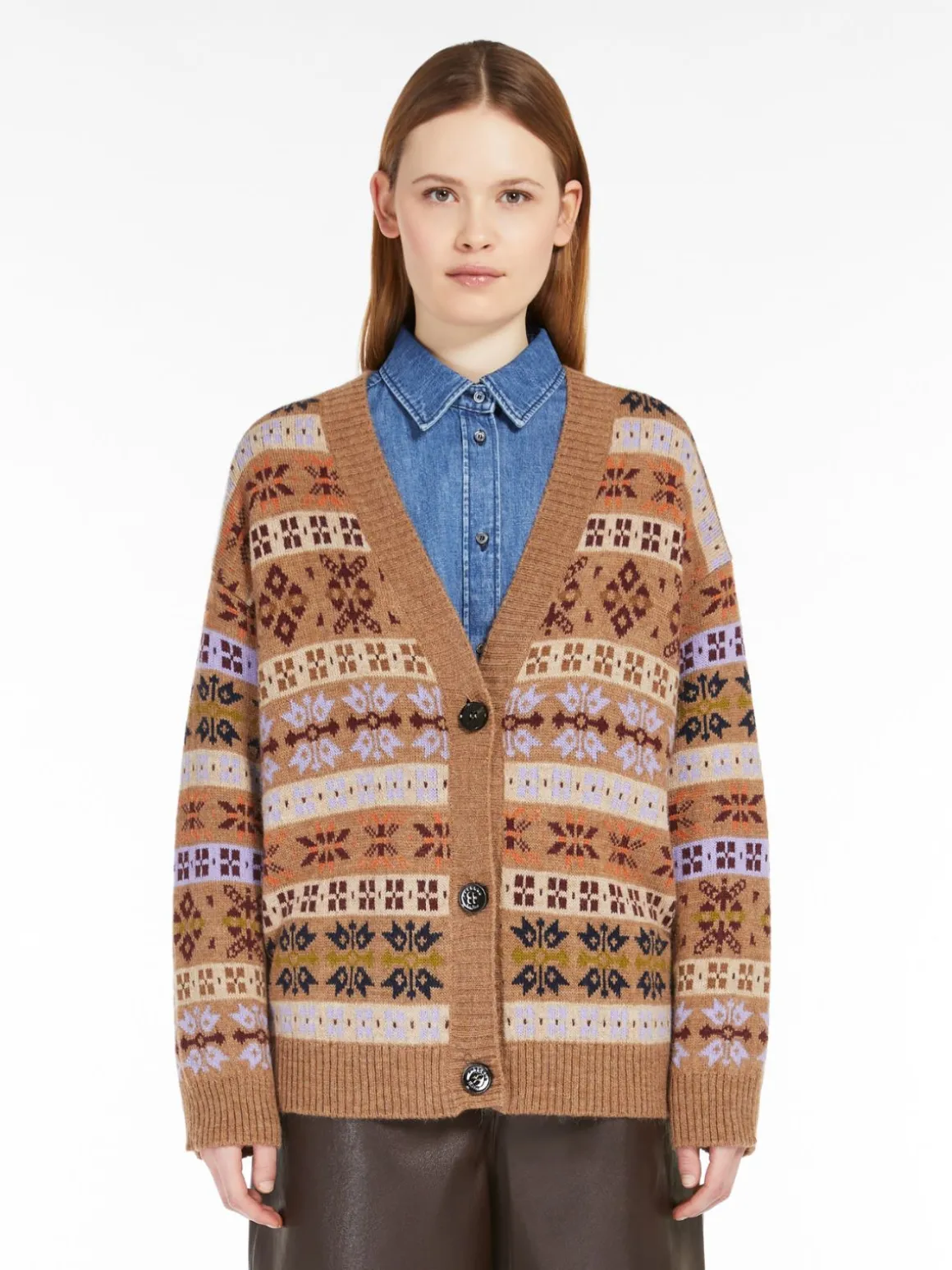 cardigan_in_lana_e_alpaca_jacquard_1.webp New Cardigan in lana e alpaca jacquard Maglie