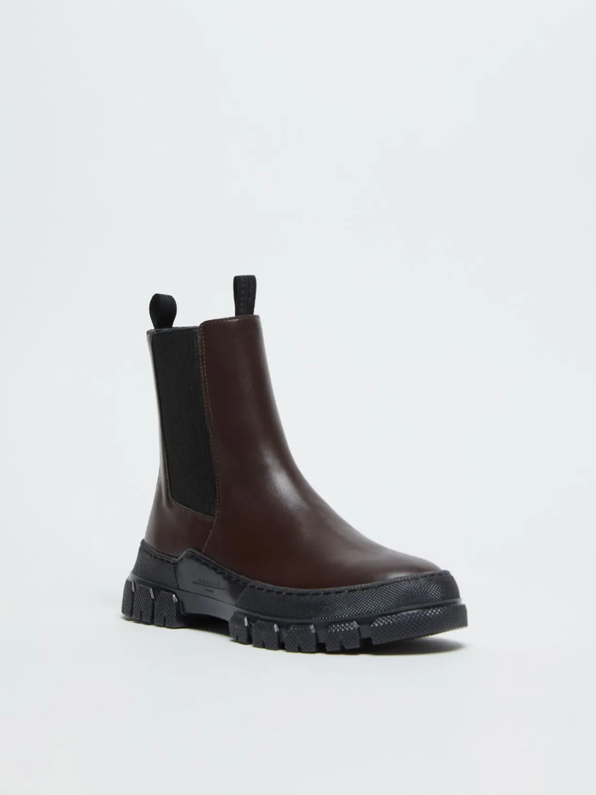 Hot Chelsea boot in pelle Scarpe