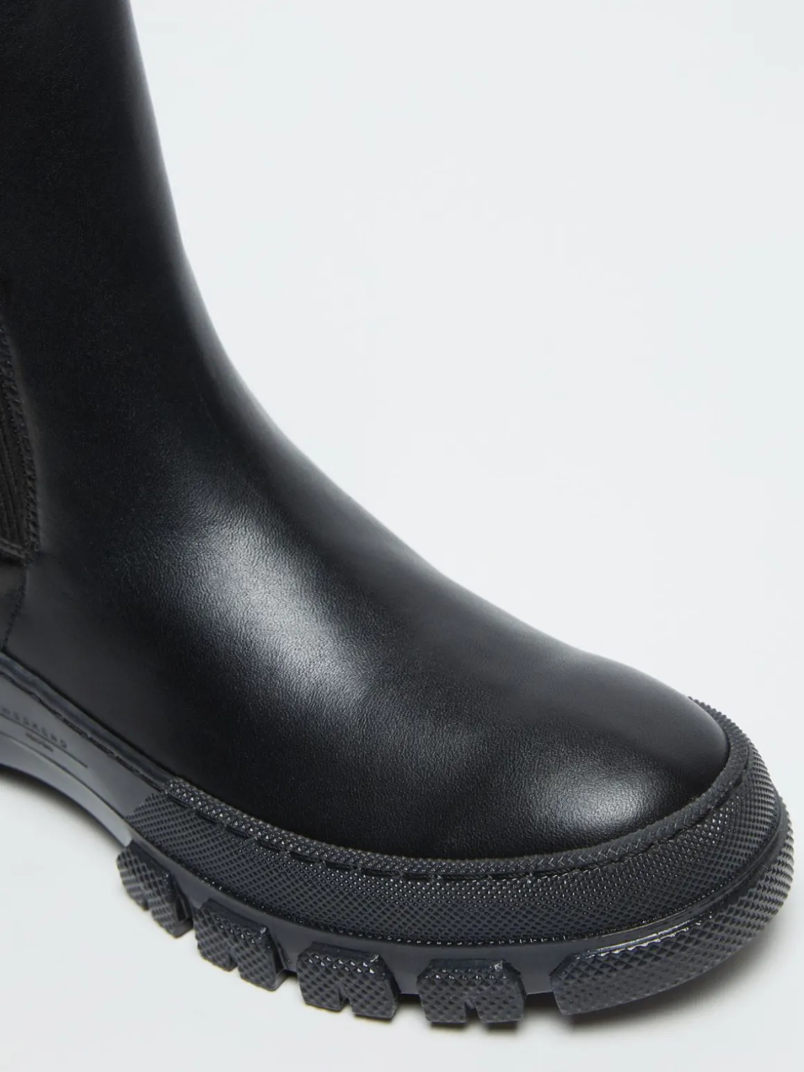 chelsea_boot_in_pelle_3-1.webp Best Sale Chelsea boot in pelle Scarpe