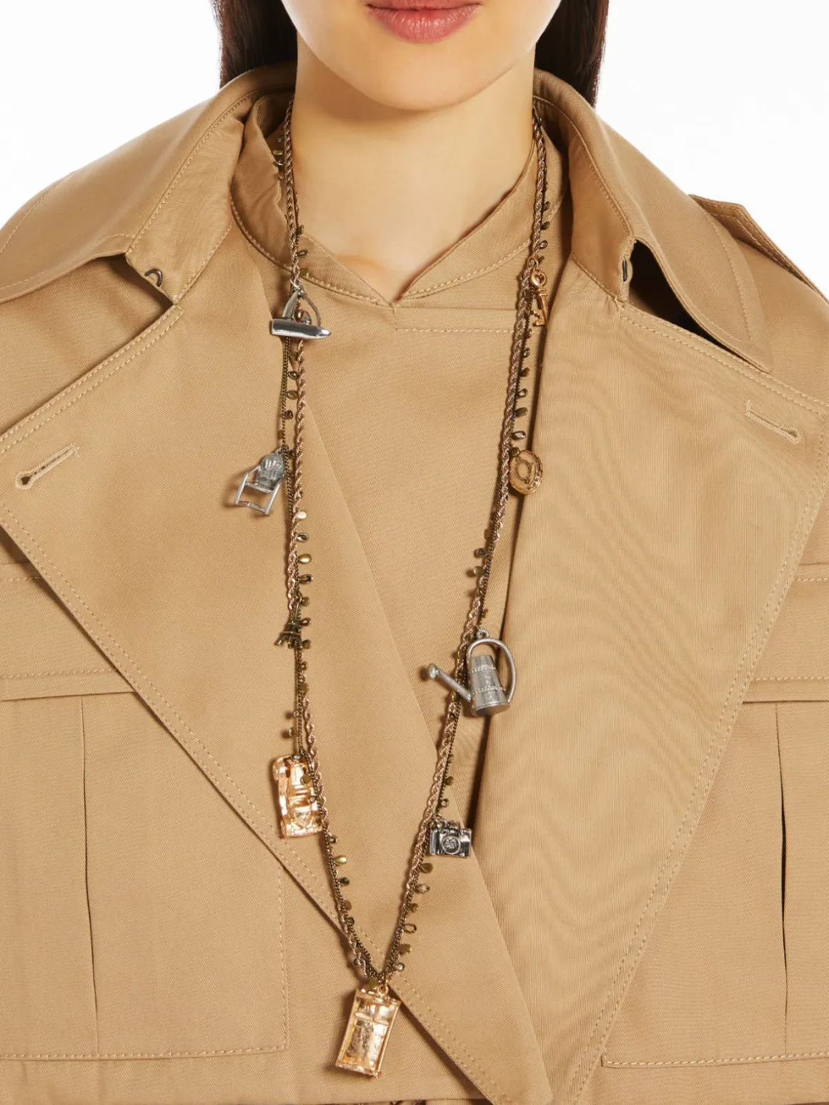 collana_con_charms_2.webp Cheap Collana con charms Bijoux