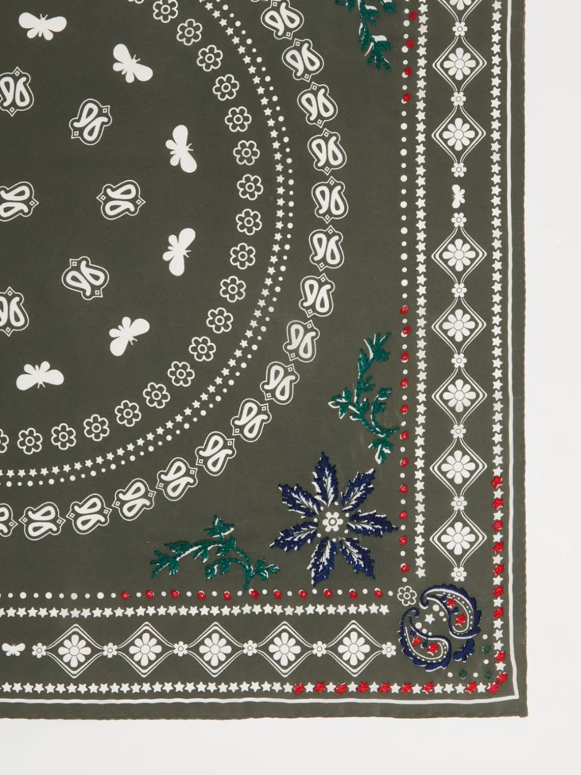 Discount Foulard in seta con stampa e ricamo Sciarpeefoulard
