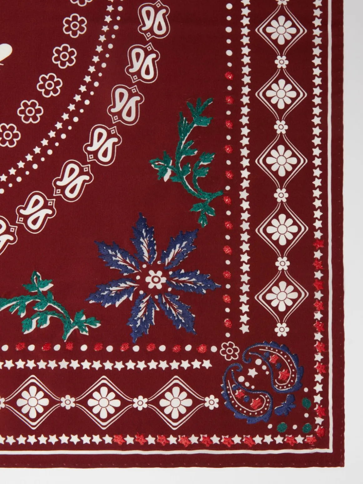 Discount Foulard in seta con stampa e ricamo Sciarpeefoulard