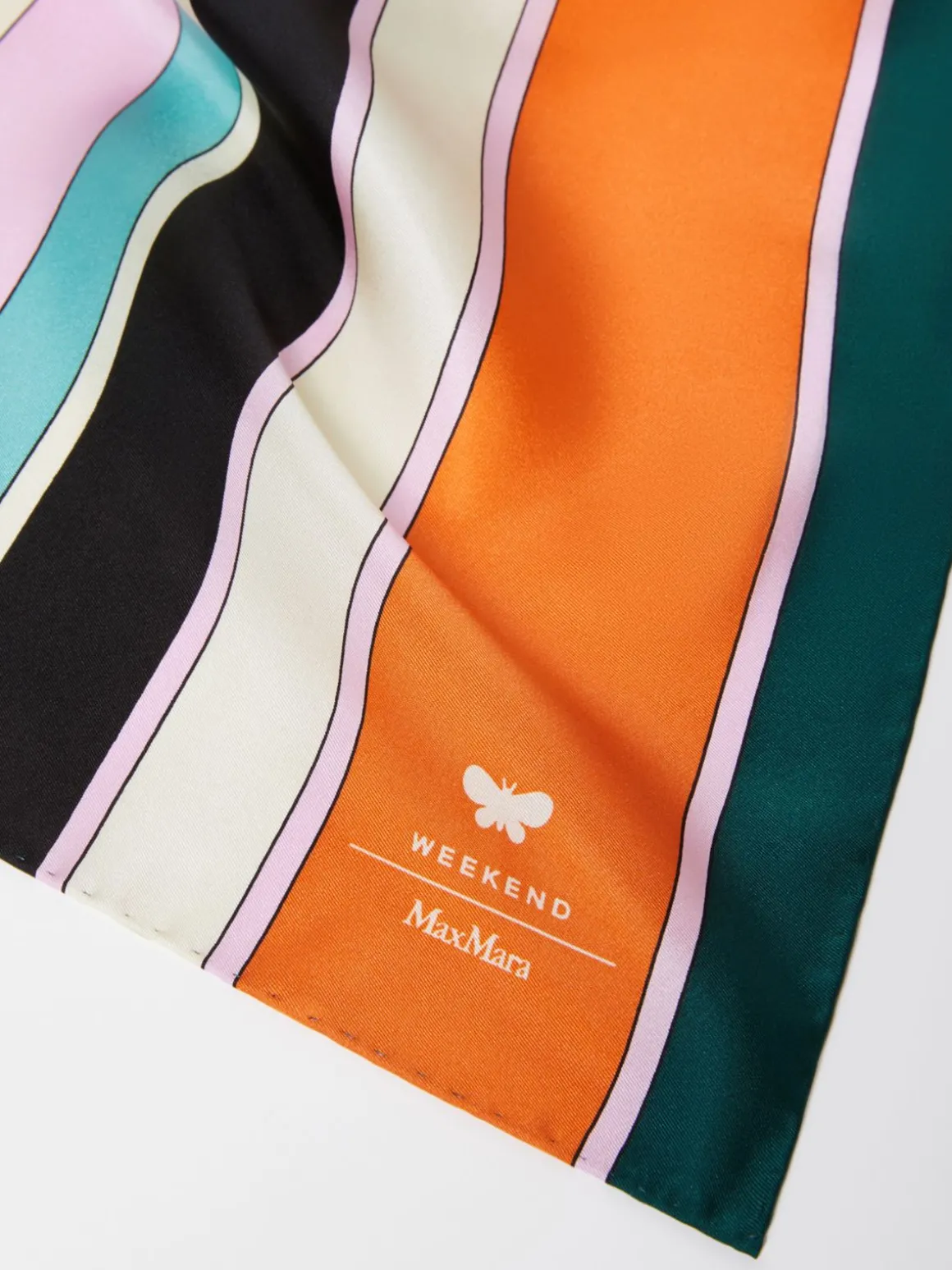 New Foulard in seta stampata Sciarpeefoulard
