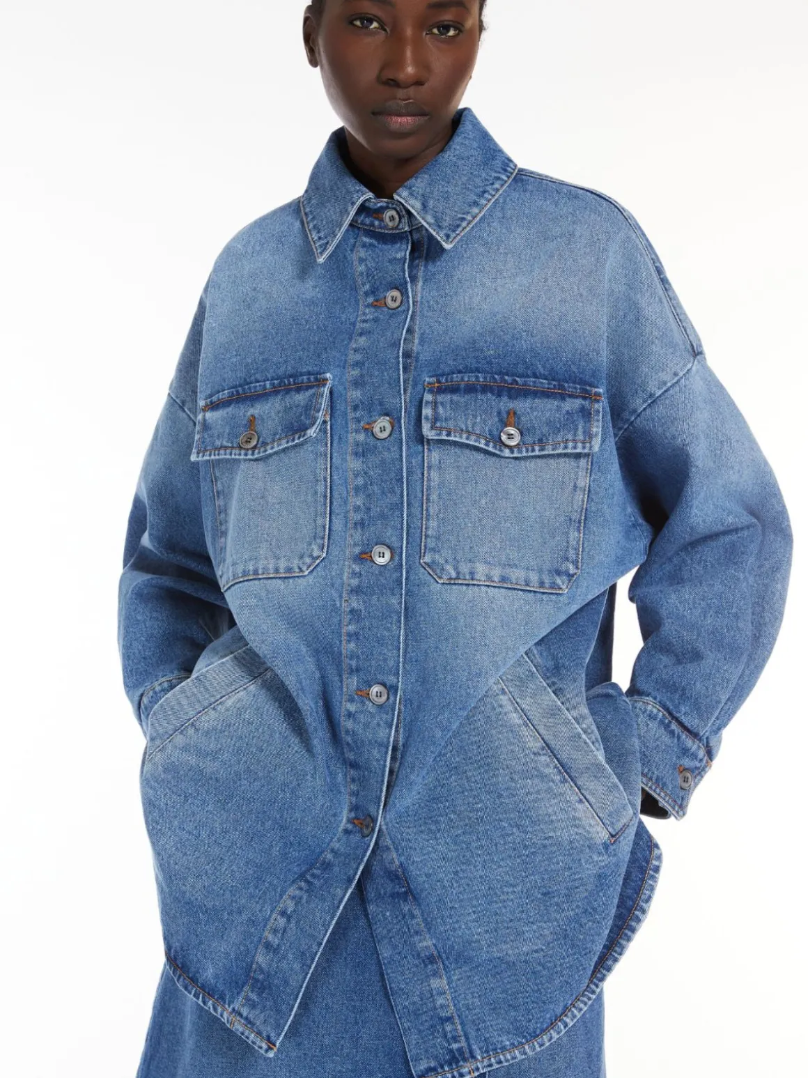 giacca_oversize_in_denim_di_cotone_3.webp Best Giacca oversize in denim di cotone Giacche Eblazer