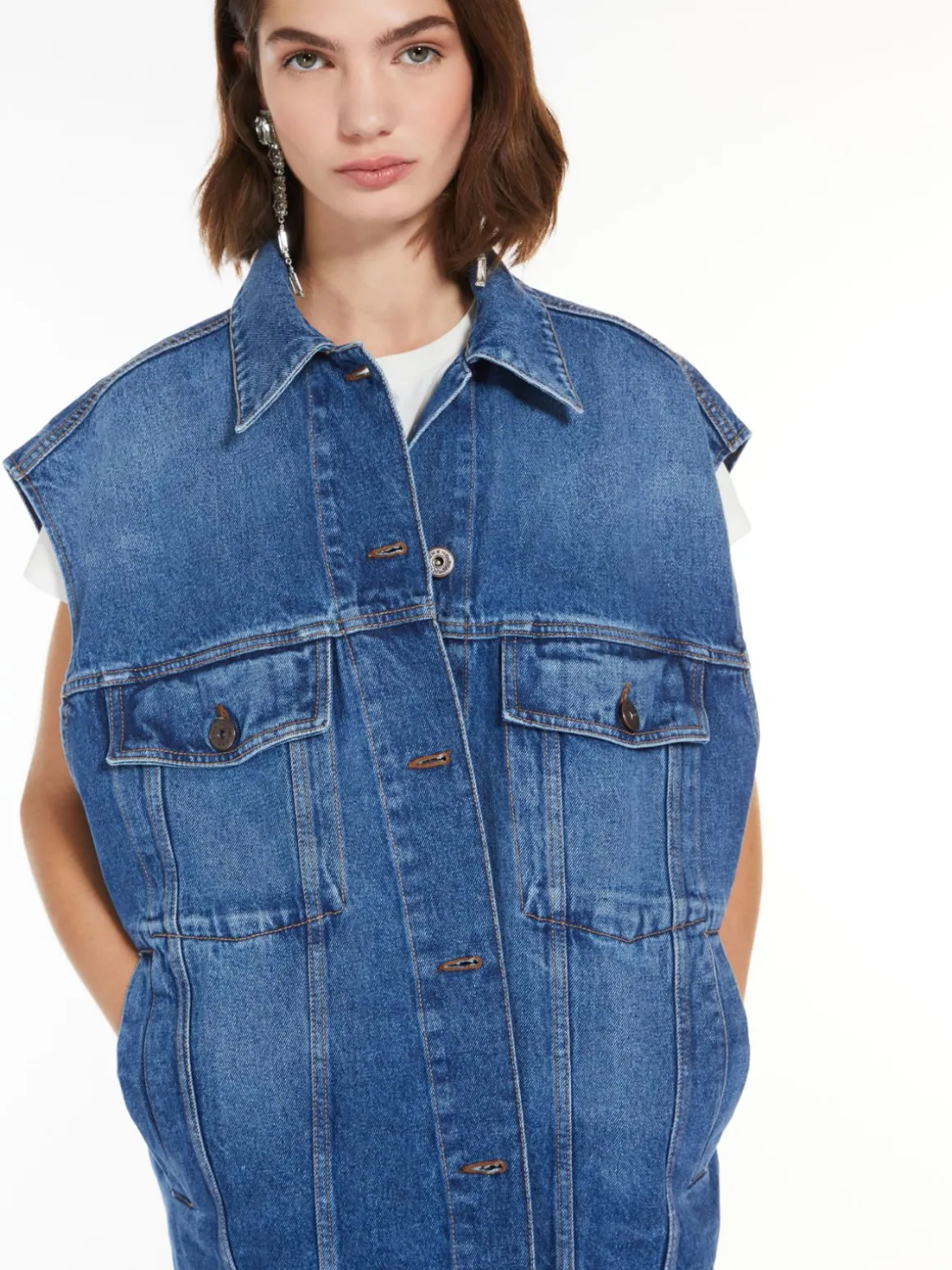 gilet_in_denim_di_cotone_3.webp Hot Gilet in denim di cotone T-shirt E Top | Gilet