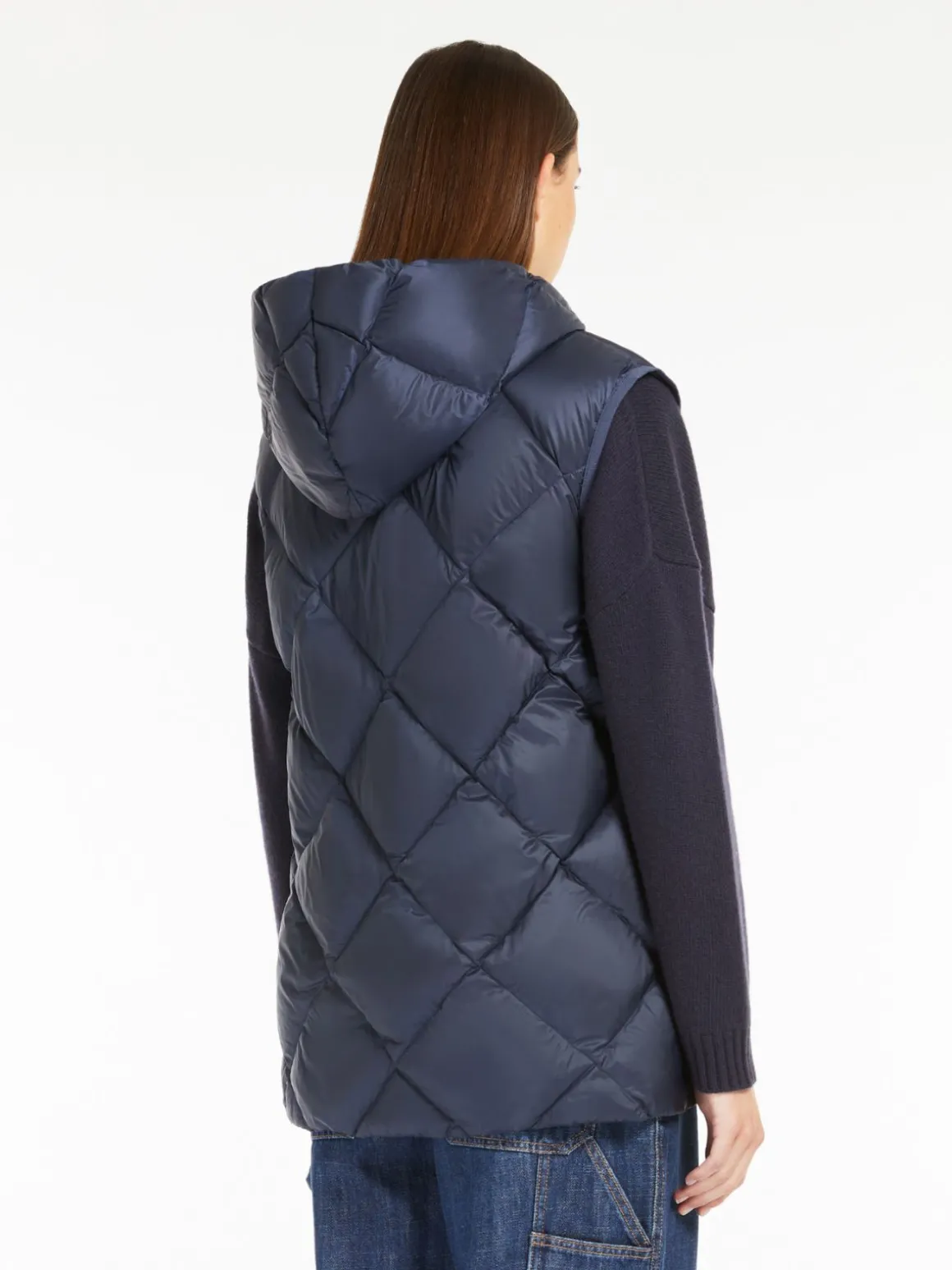 gilet_in_tessuto_tecnico_trapuntato_2-1.webp Outlet Gilet in tessuto tecnico trapuntato Gilet | Imbottiti E Parka