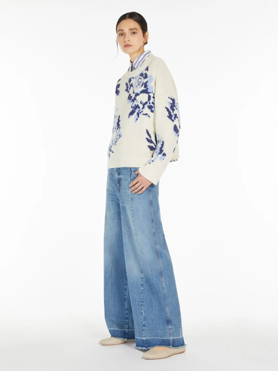 maglia_in_filato_di_cotone_fantasia_0-1.webp Outlet Maglia in filato di cotone fantasia Maglie