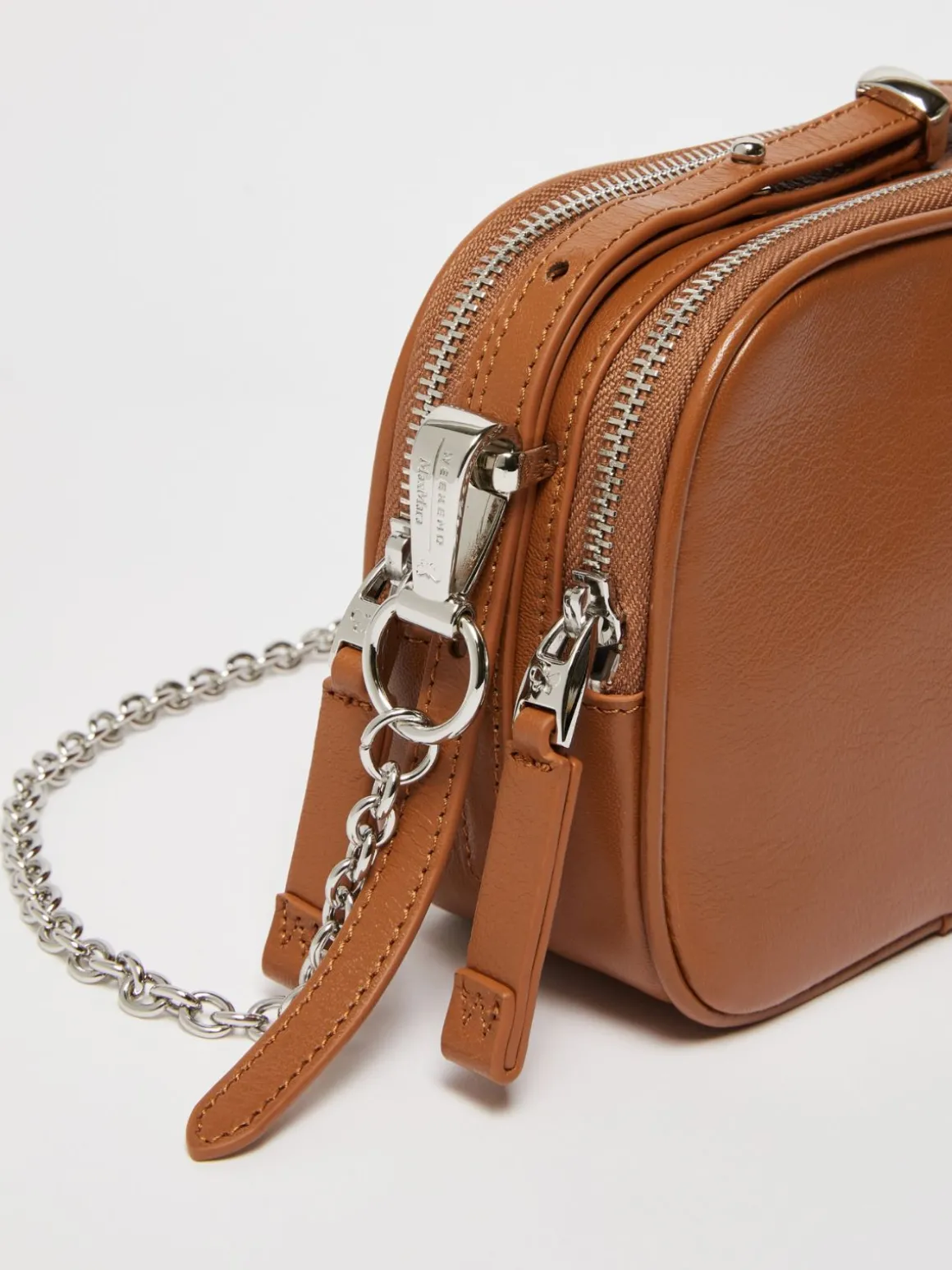 mini_bag_in_nappa_lucida_3.webp Clearance Mini bag in nappa lucida Borse