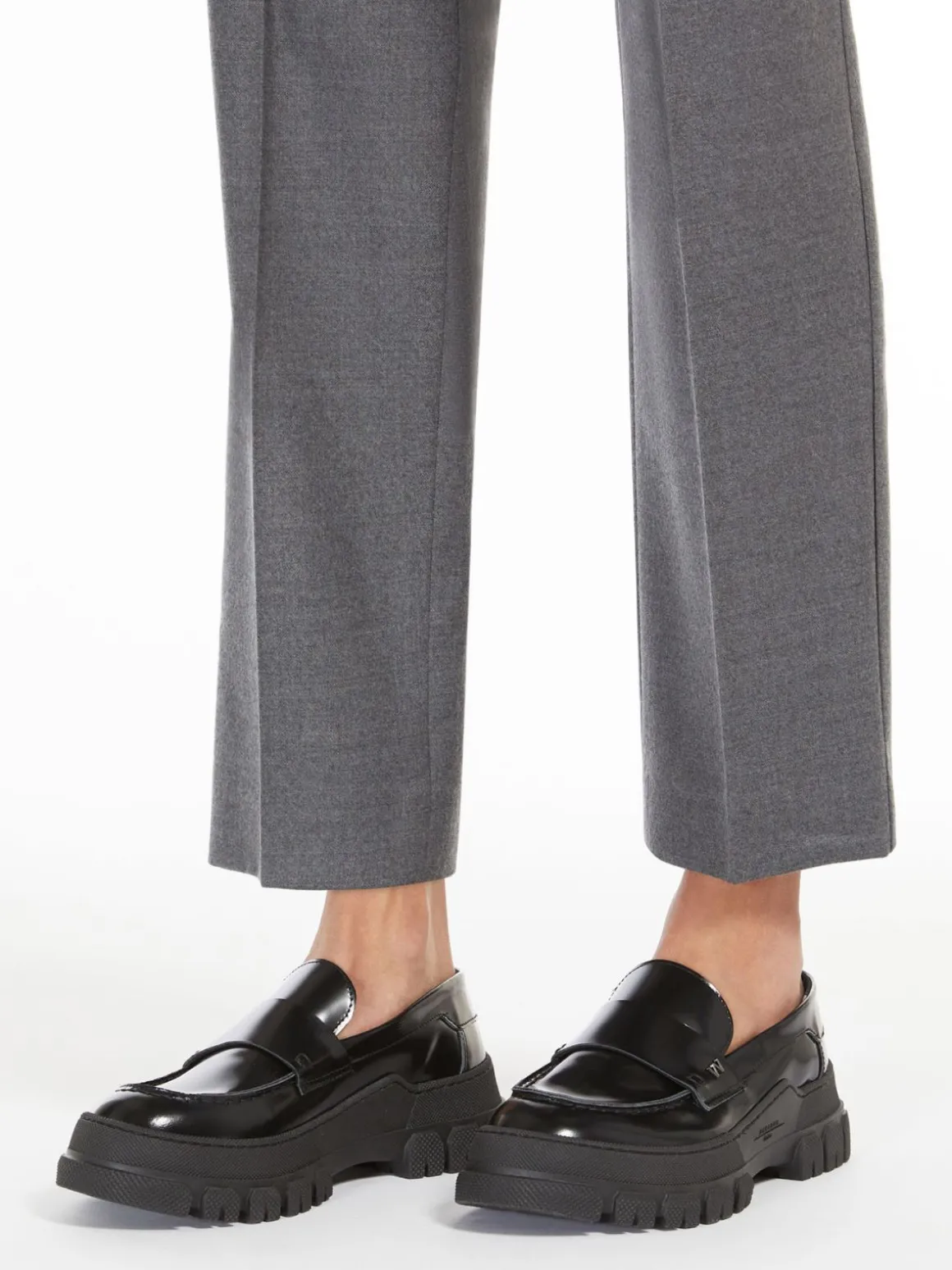 mocassino_in_pelle_5-1.webp Online Mocassino in pelle Scarpe | Completie Tailleur