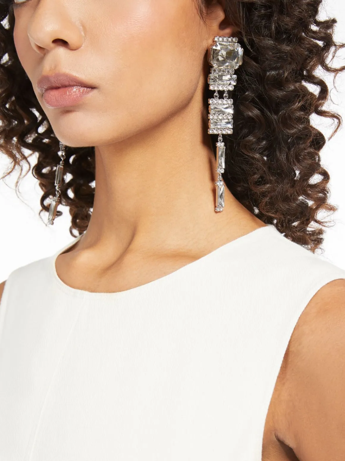 orecchini_pendenti_con_strass_4.webp Hot Orecchini pendenti con strass Bijoux