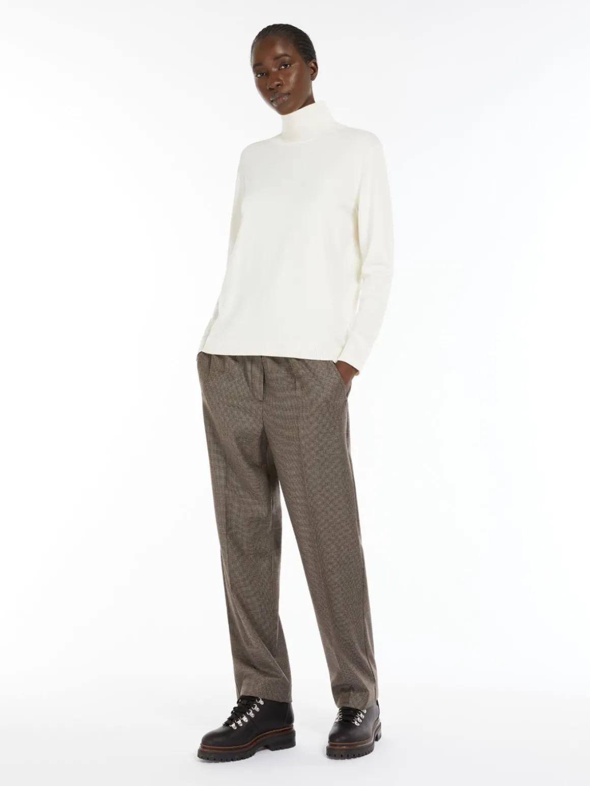 Outlet Pantalone comfort in flanella Pantaloniejeans