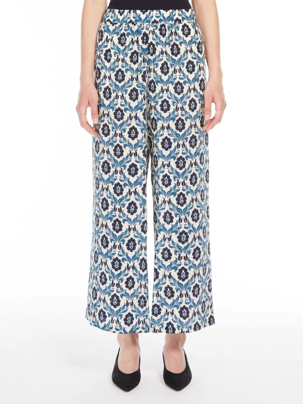 Shop Pantalone crop in seta stampata Completie Tailleur | Pantaloniejeans