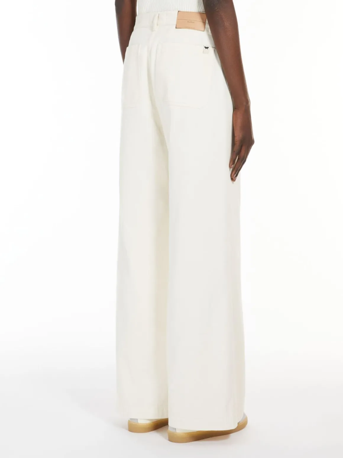 pantalone_in_bull_di_cotone_2.webp Sale Pantalone in bull di cotone Pantaloniejeans