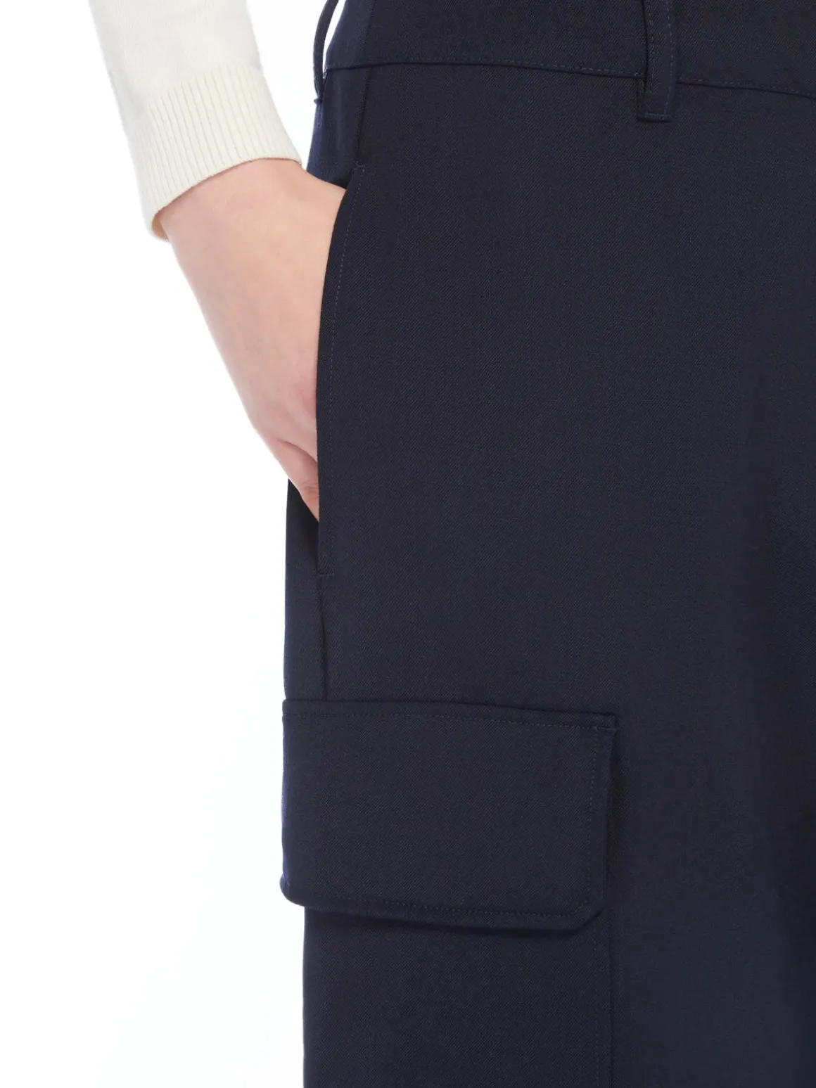 pantalone_in_lana_tecnica_3.webp Discount Pantalone in lana tecnica Pantaloniejeans
