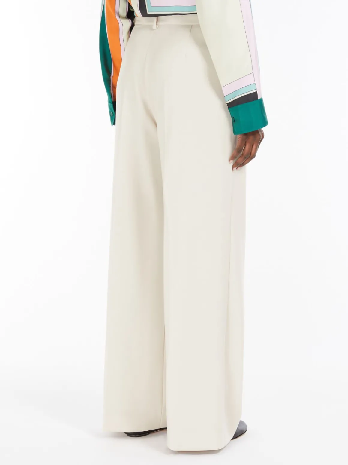 pantalone_palazzo_in_lana_stretch_2.webp Best Sale Pantalone palazzo in lana stretch Pantaloniejeans