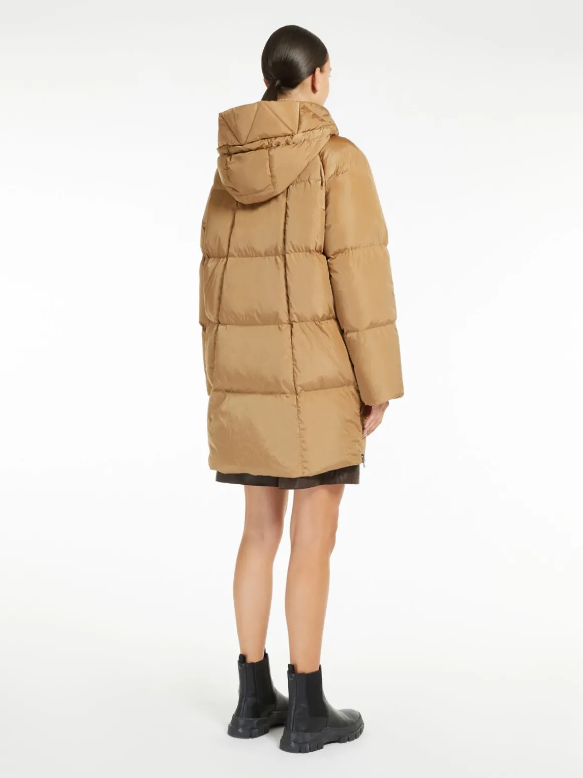 parka_in_taffet_antigoccia_2-1.webp Clearance Parka in taffetà antigoccia Imbottiti E Parka