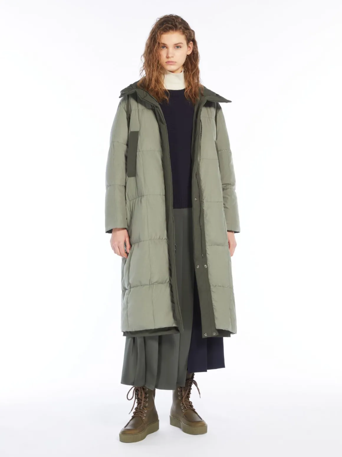parka_reversibile_in_cotone_tecnico_antigoccia_3.webp New Parka reversibile in cotone tecnico antigoccia Imbottiti E Parka