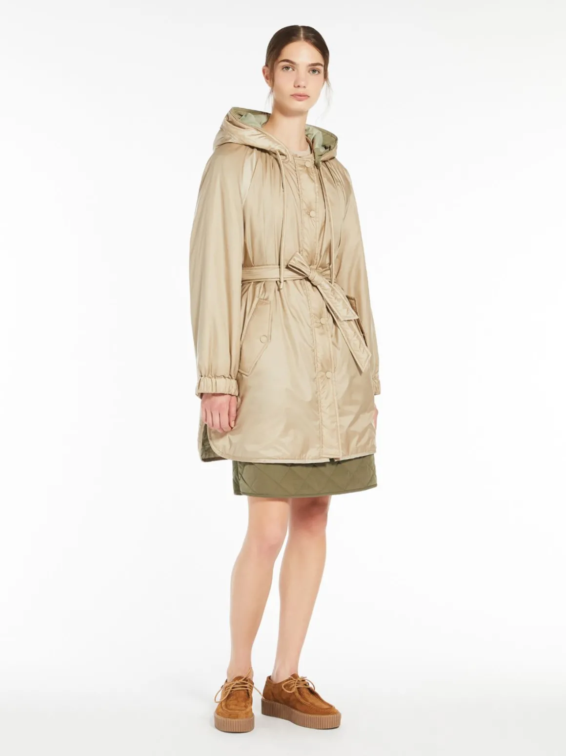 parka_reversibile_in_tela_antigoccia_3.webp Fashion Parka reversibile in tela antigoccia Imbottiti E Parka