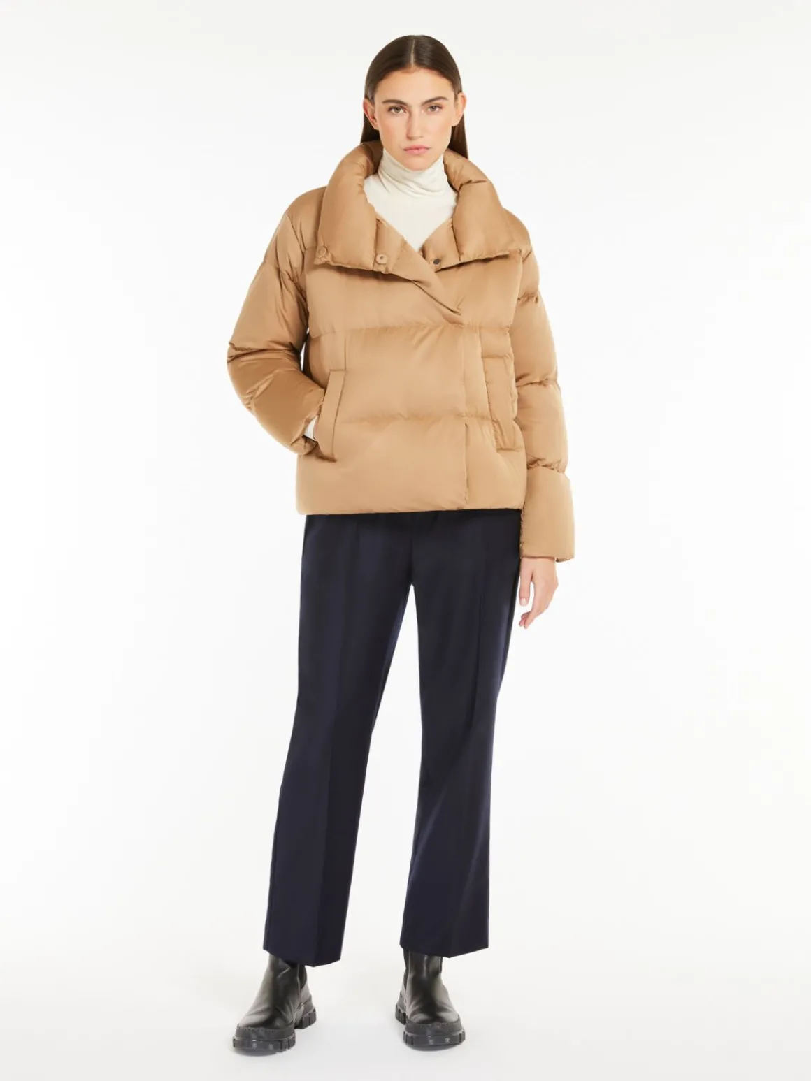 Fashion Piumino in raso antigoccia Imbottiti E Parka