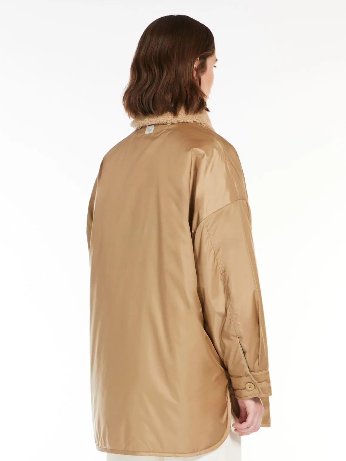 piumino_reversibile_in_tela_antigoccia_2.webp Fashion Piumino reversibile in tela antigoccia Imbottiti E Parka