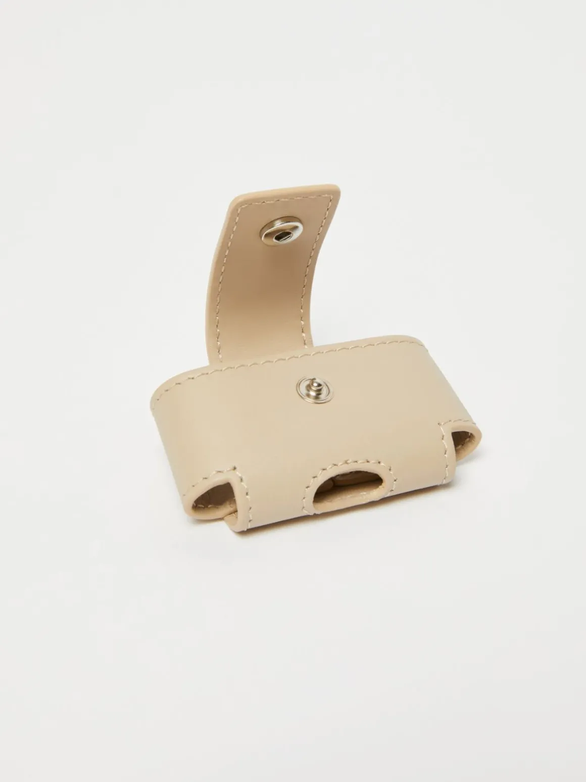 porta_auricolari_in_pelle_2-1.webp Best Sale Porta auricolari in pelle Cinture,cappelli,accessori