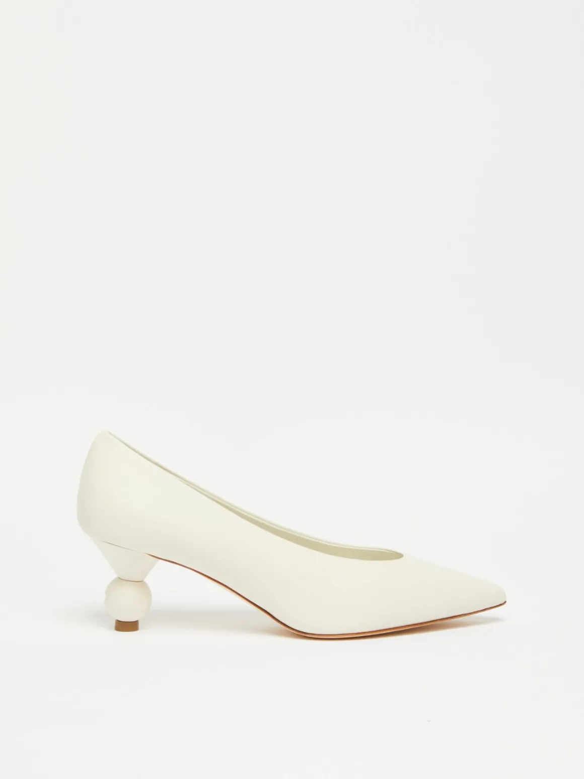Outlet Pump in nappa Scarpe