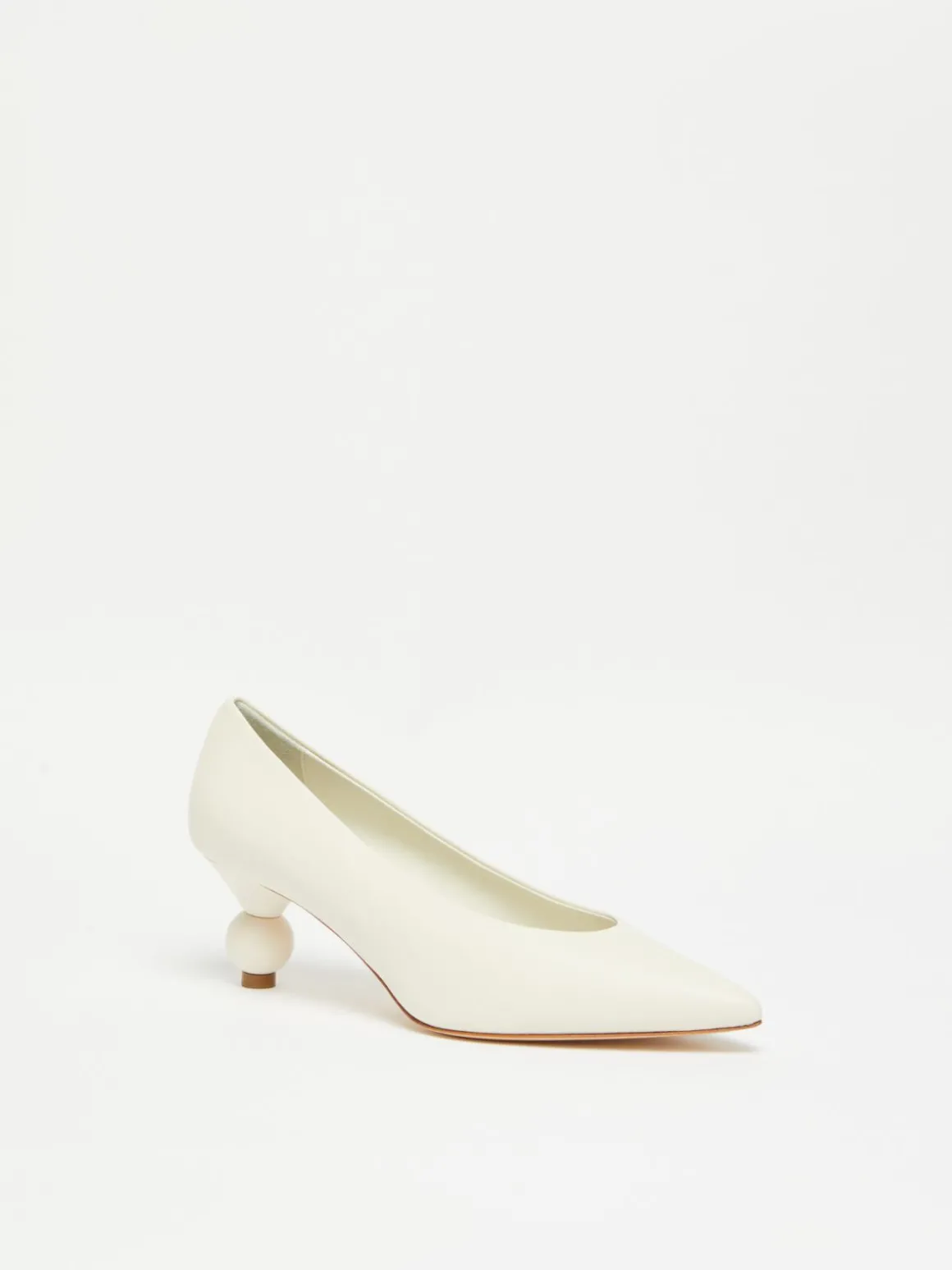 Outlet Pump in nappa Scarpe
