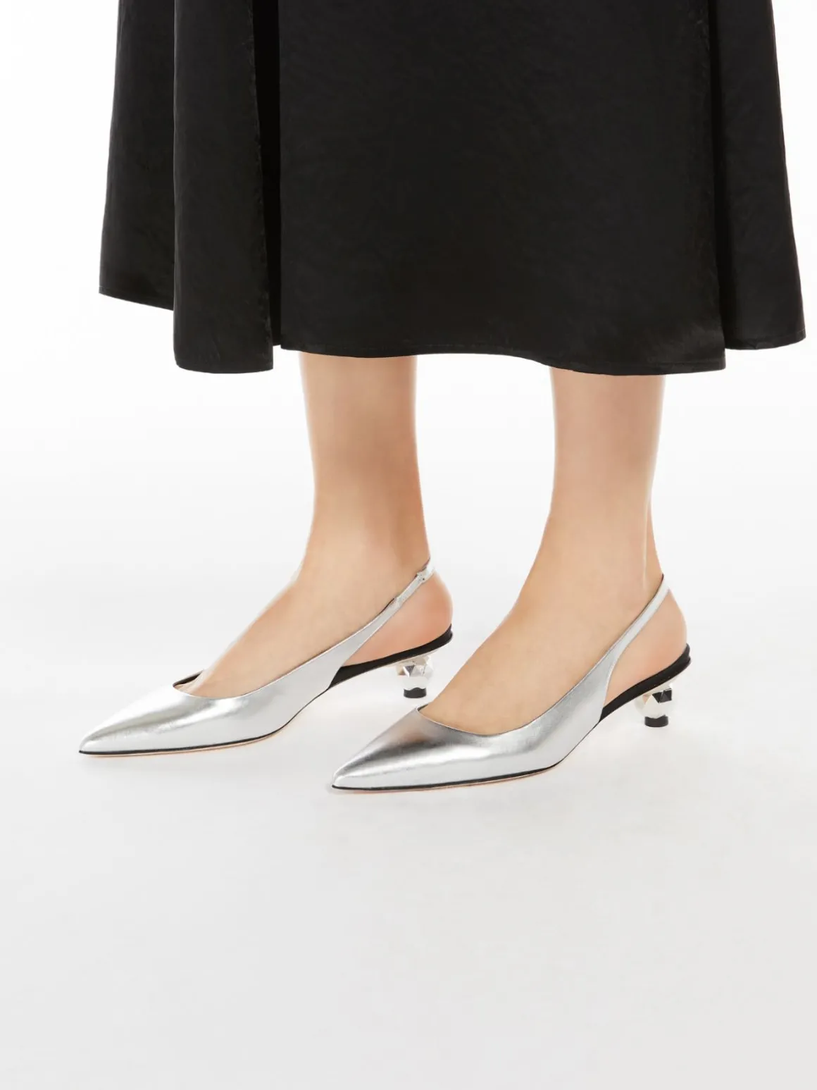 slingback_in_nappa_laminata_6.webp Store Slingback in nappa laminata Scarpe