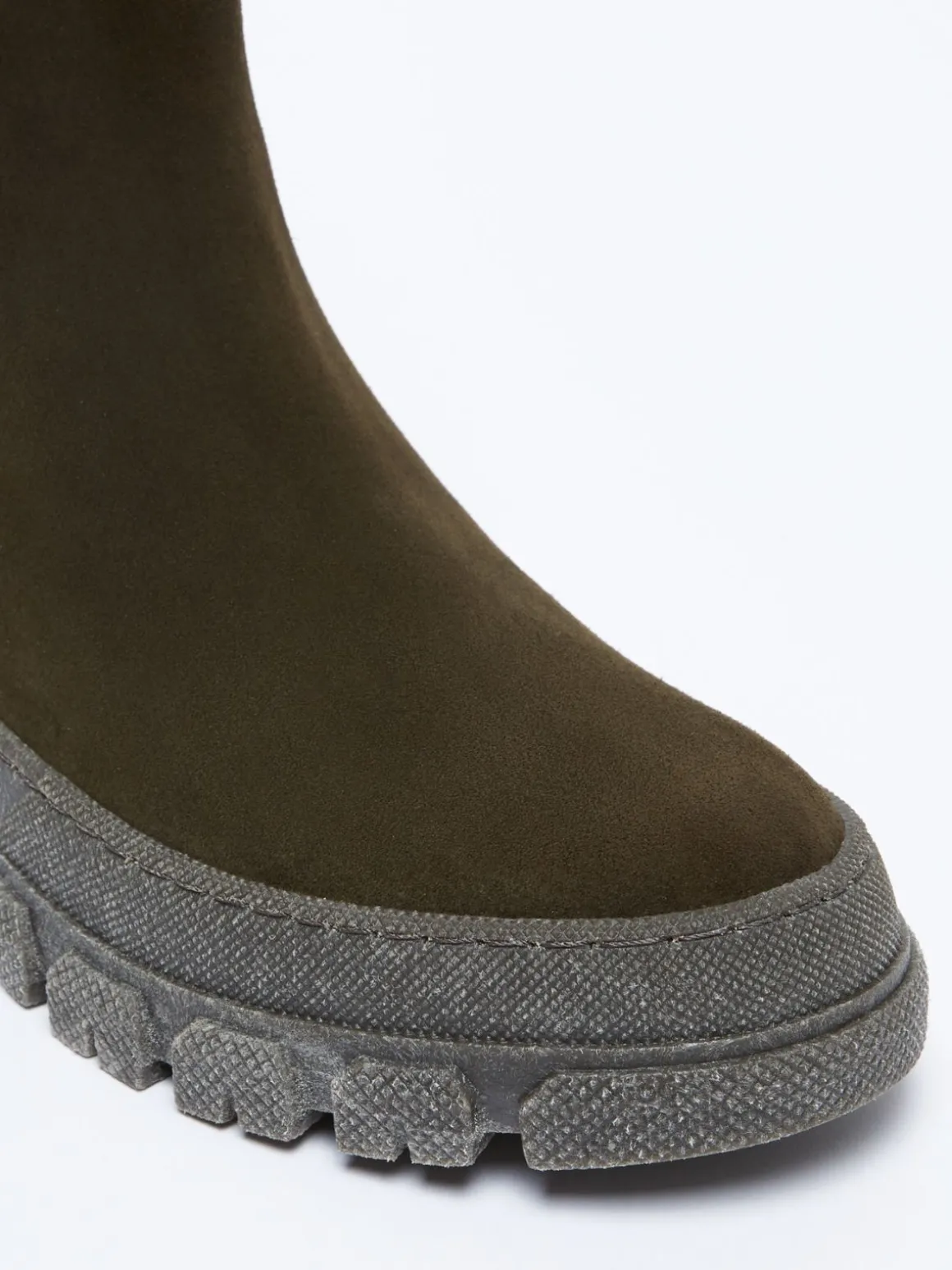 stivaletto_chelsea_in_crosta_3-2.webp Fashion Stivaletto chelsea in crosta Scarpe