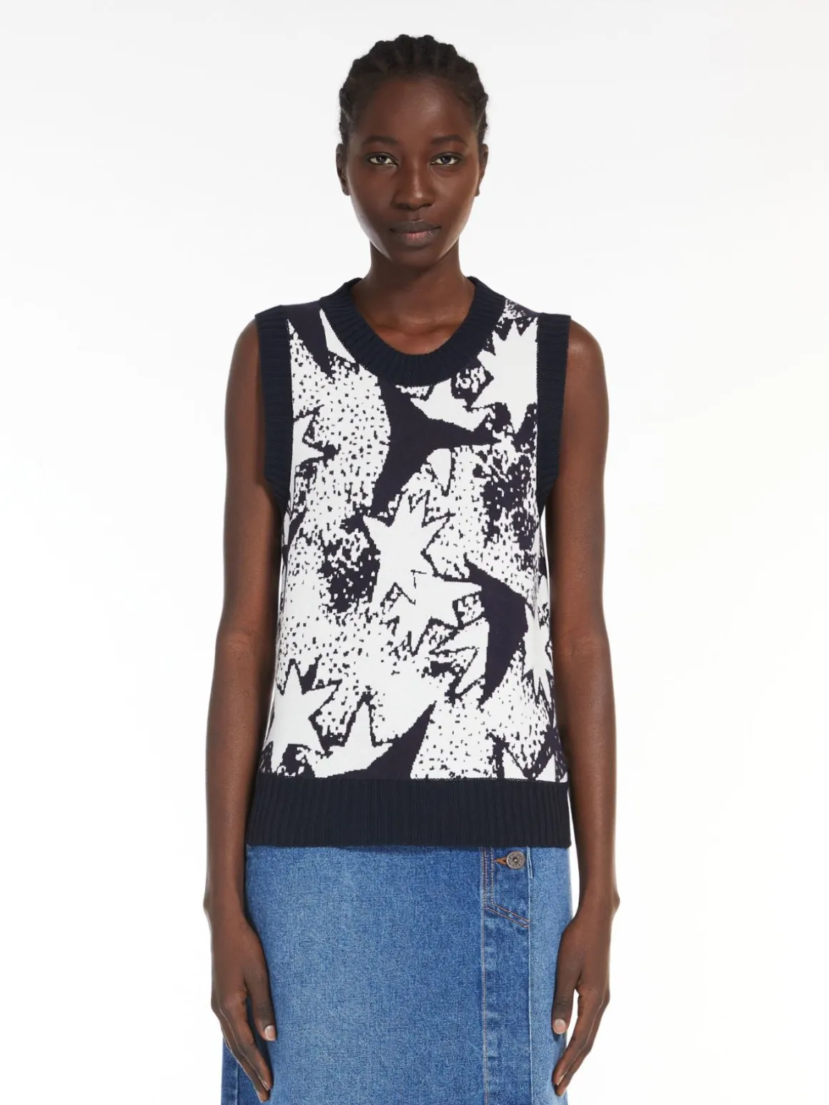 top_in_maglia_di_viscosa_jacquard_1.webp Fashion Top in maglia di viscosa jacquard Maglie