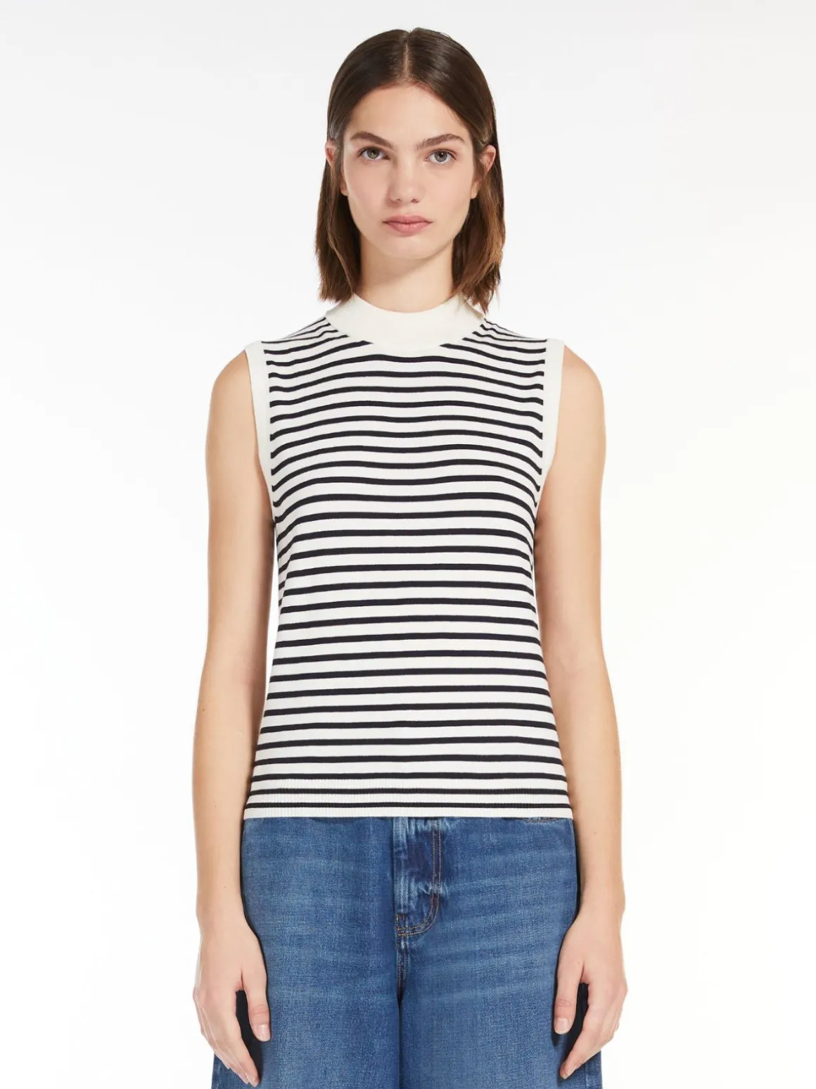 top_in_viscosa_stretch_1.webp Outlet Top in viscosa stretch Maglie