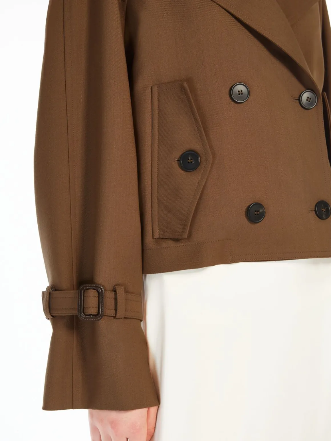 trench_corto_in_gabardina_antigoccia_4.webp New Trench corto in gabardina antigoccia Cappottietrench