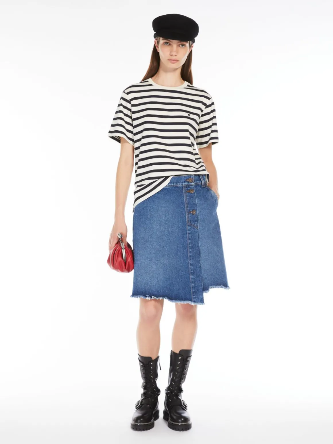 tshirt_in_cotone_con_logo_0.webp Outlet T-shirt in cotone con logo T-shirt E Top