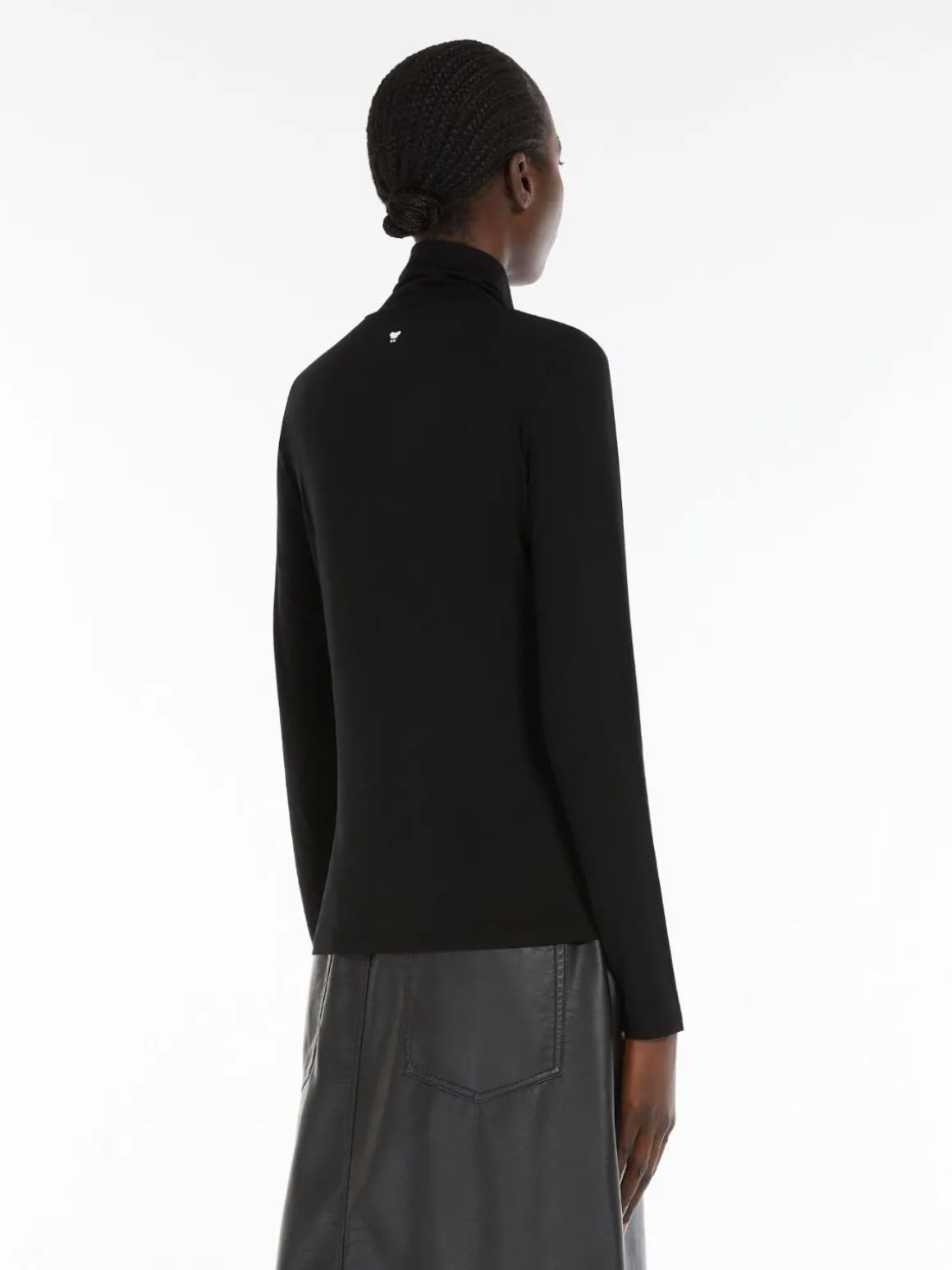 tshirt_in_jersey_di_viscosa_2.webp Outlet T-shirt in jersey di viscosa Completie Tailleur | T-shirt E Top