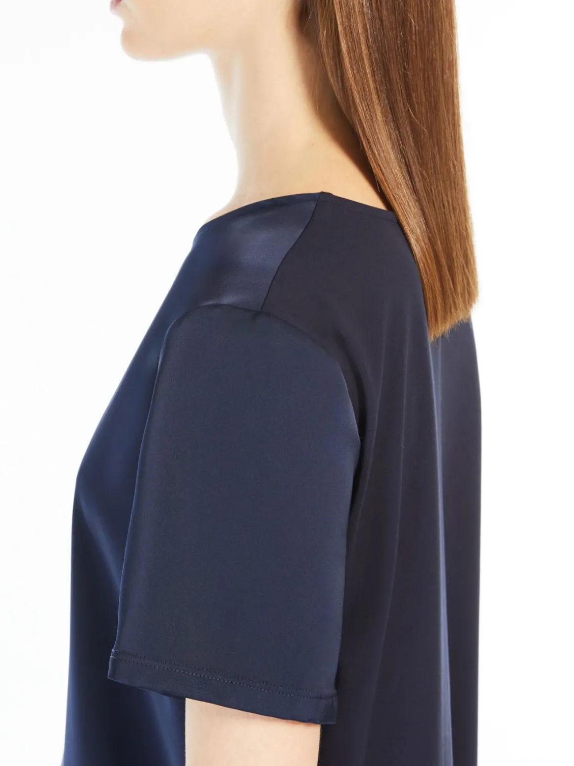 tshirt_in_raso_e_jersey_4-2.webp Outlet T-shirt in raso e jersey T-shirt E Top